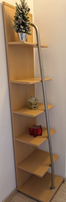 Vând 2 piese mobilier sufragerie