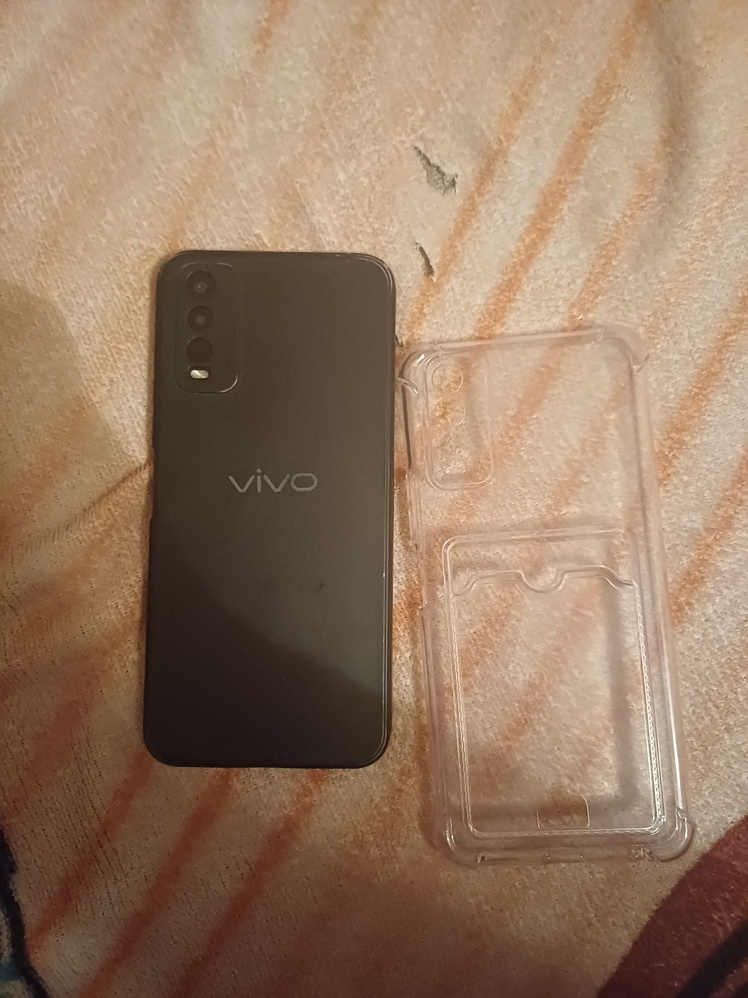 Продам vivo y20 состояние хорошее