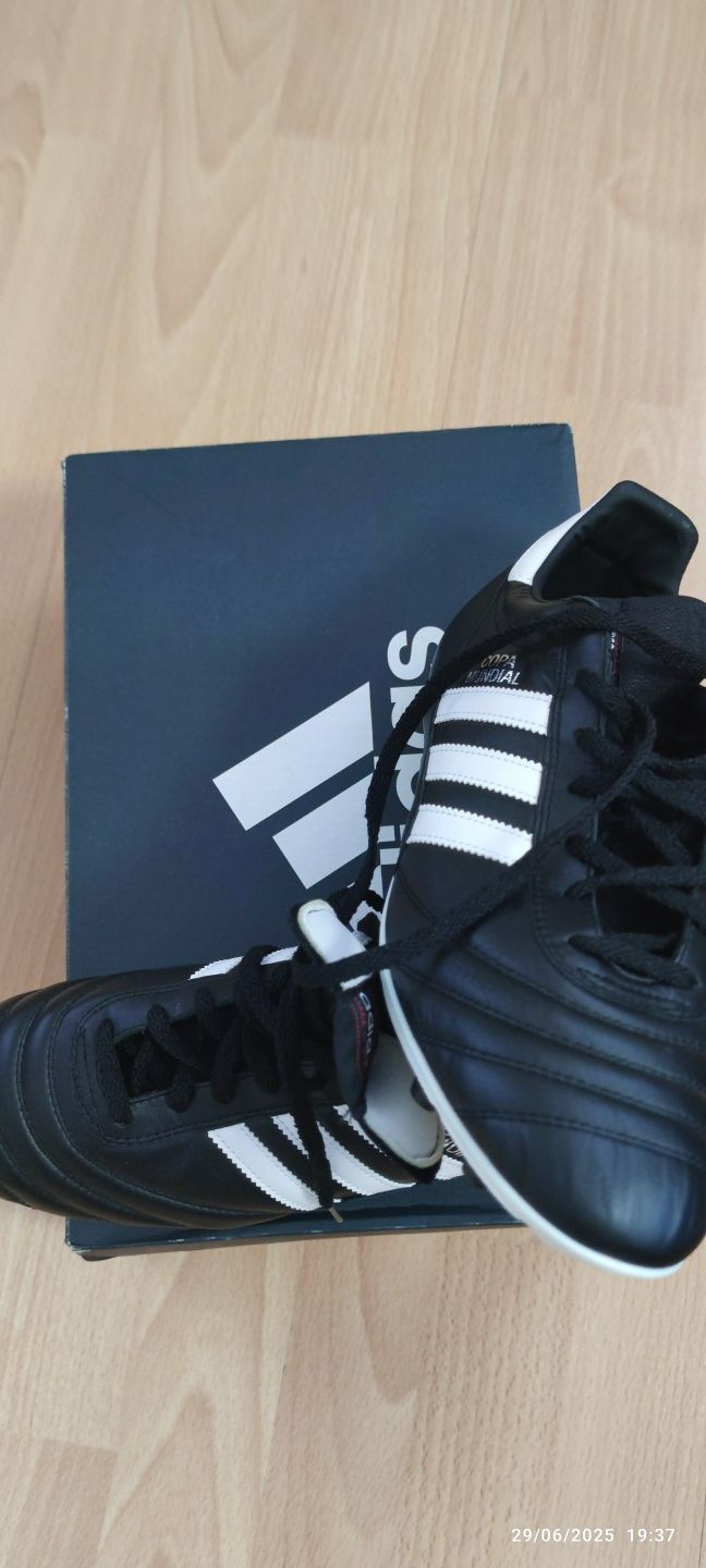 Adidas Copa Mundial