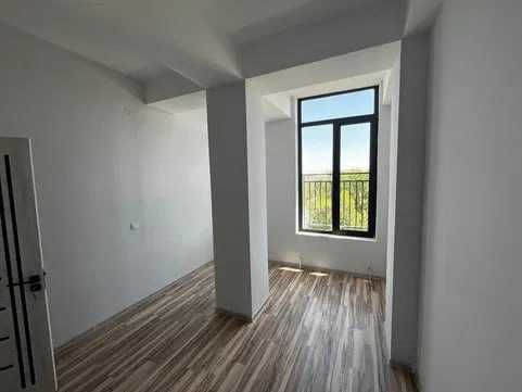 метро юнусабад13 квартал 3хонали новостройка кадастр бор 70м2; Ikat