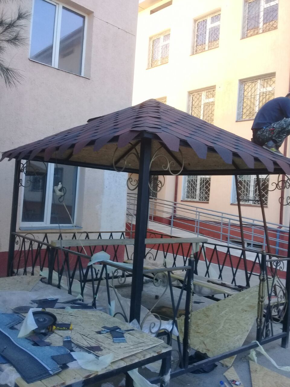 Навес перилла казирок дарвоза