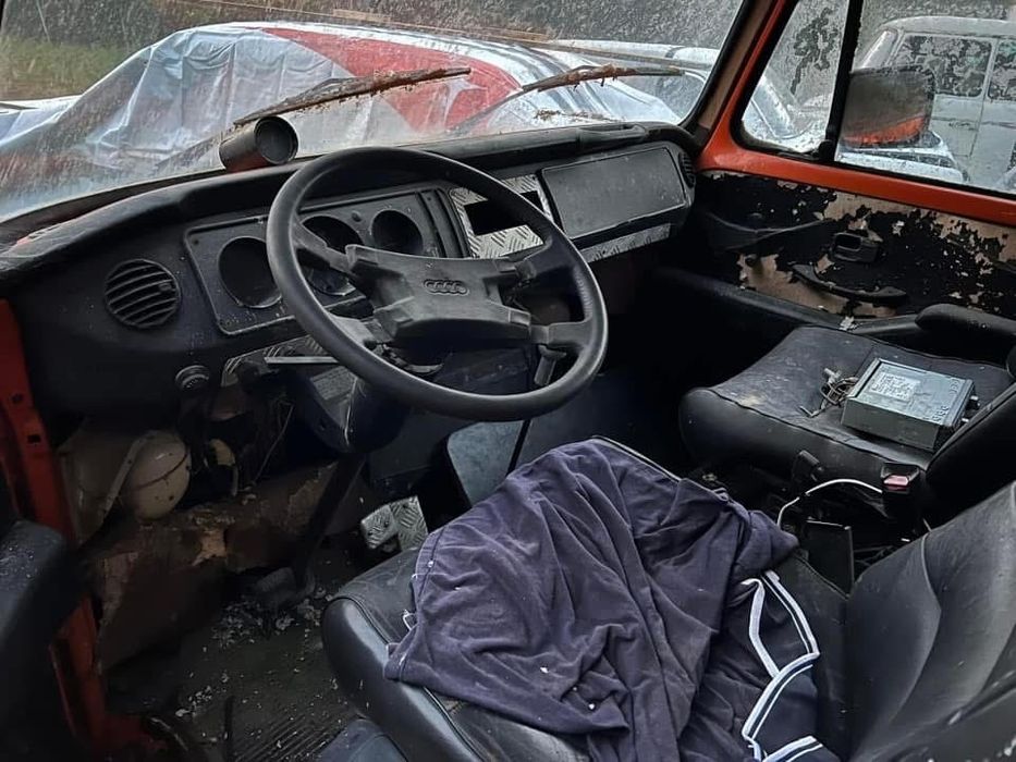 Volkswagen Transporter T2B fara acte