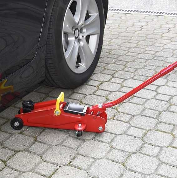 Хидравличен крик тип „Крокодил“ 2 т