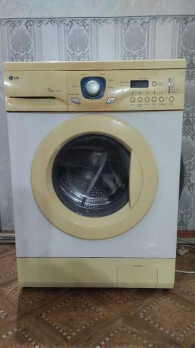 Продам стиральную машинку