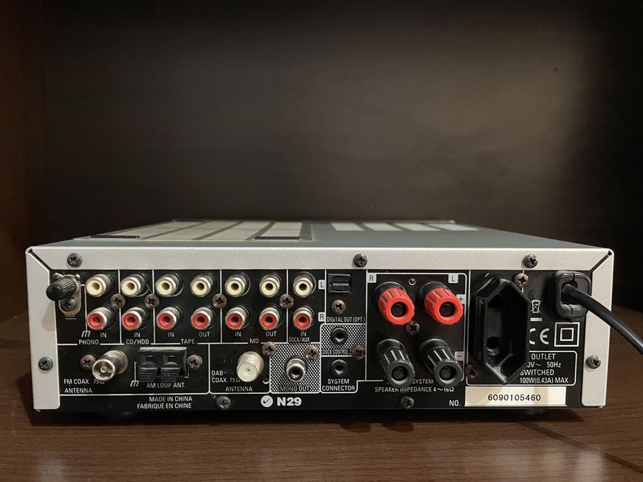 Amplificator Denon DRA F102DAB