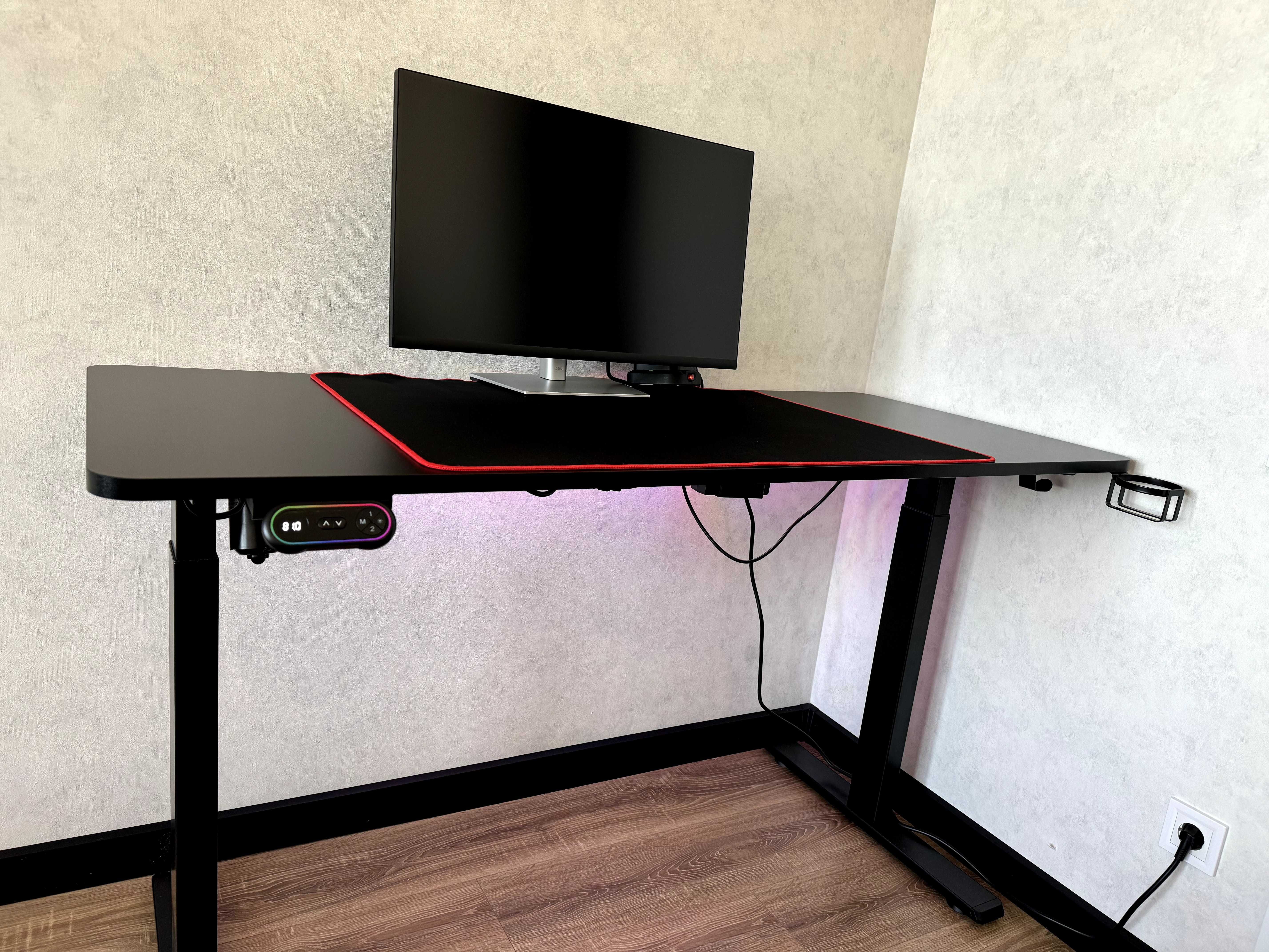 Компютърно бюро с електрическа настройка и RGB OfficePro ODE514