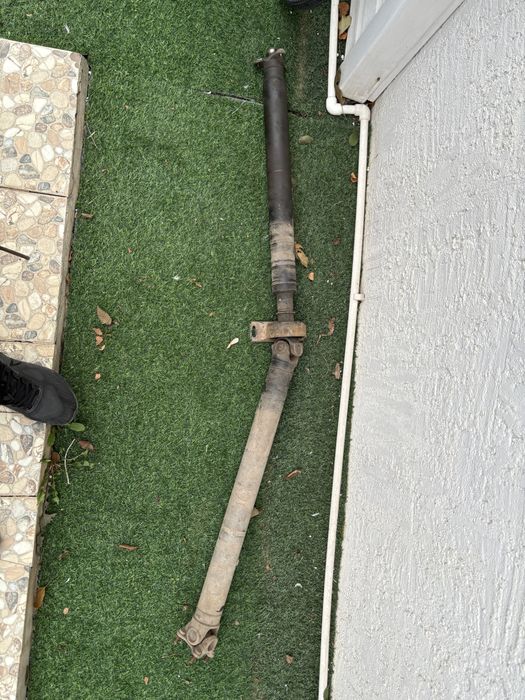 Продам кардан бмв е34