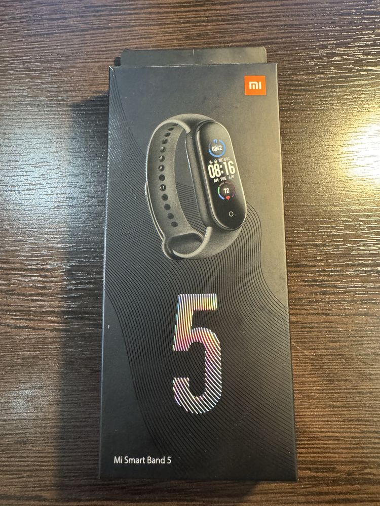 Продаётся Mi Smart Band 5 б/у