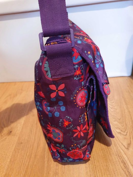 Дамска/Детска/Ученическа чанта Gabol за през рамо.