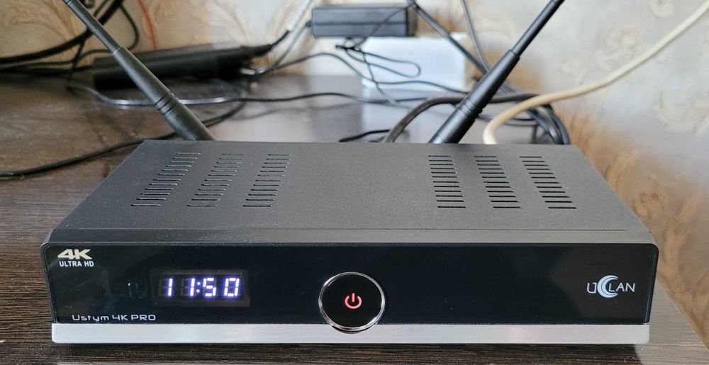 Спутниковый комбо ресивер Uclan Ustym 4K PRO