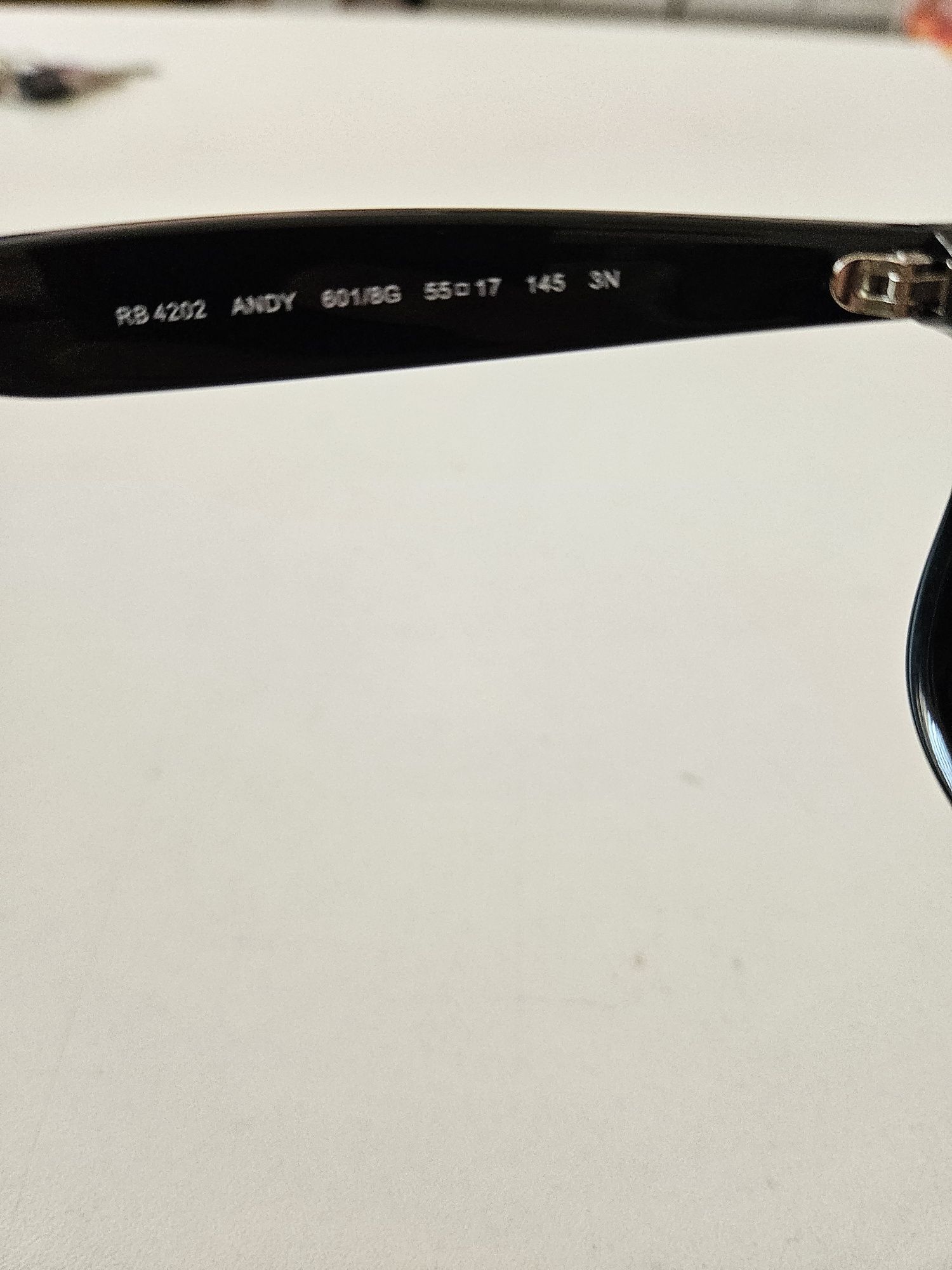 Ray-Ban Andy RB4202 601/8G слънчеви очила