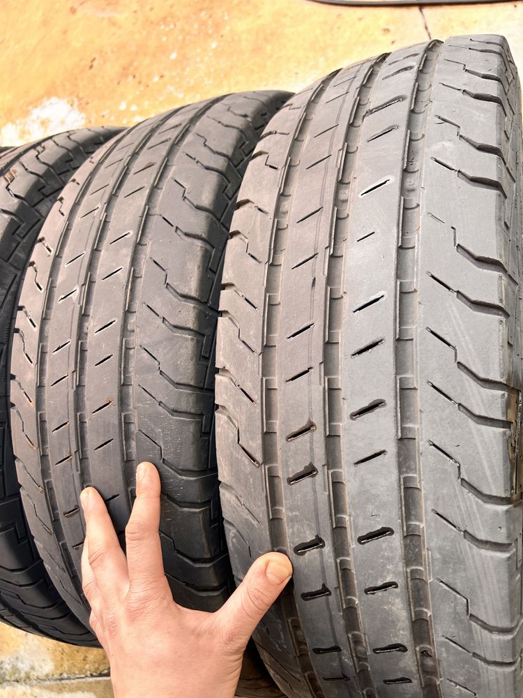 215/75R/16C Continental