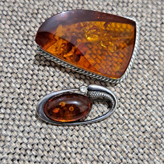 Brosa argint 925 chilimbar