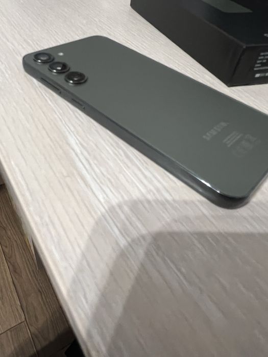 Samsung S23+ Plus 256 Gb green neverlocked iiimpecabil