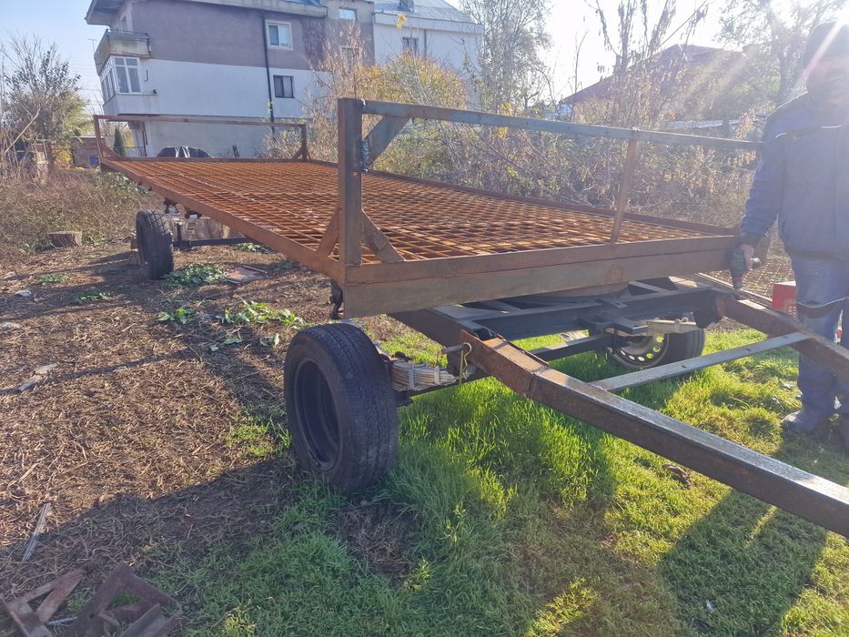 Platforma baloti și altele