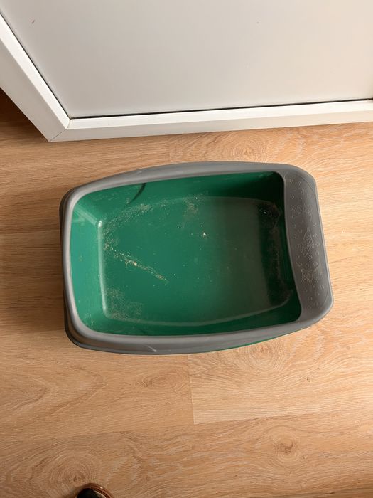 Лоток для кошки пластик