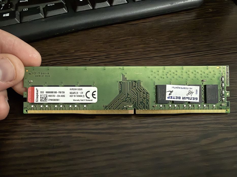 Пррдам озу 8 гб, 2 года была в эксплуатации