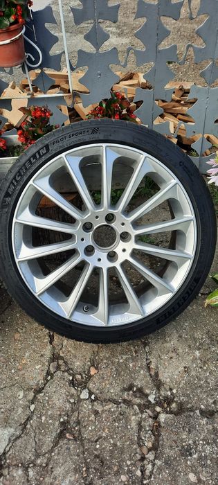 Jante Mercedes R18