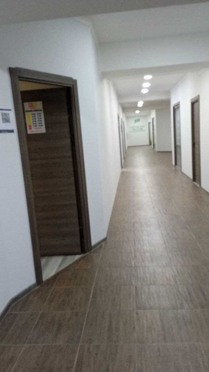 В бизнес-центре NEW LEVEL сдается коммерческое помещение под офис