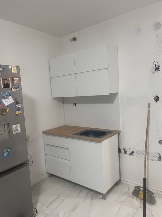 Малка кухня и хладилник FINLUX с диспенсър