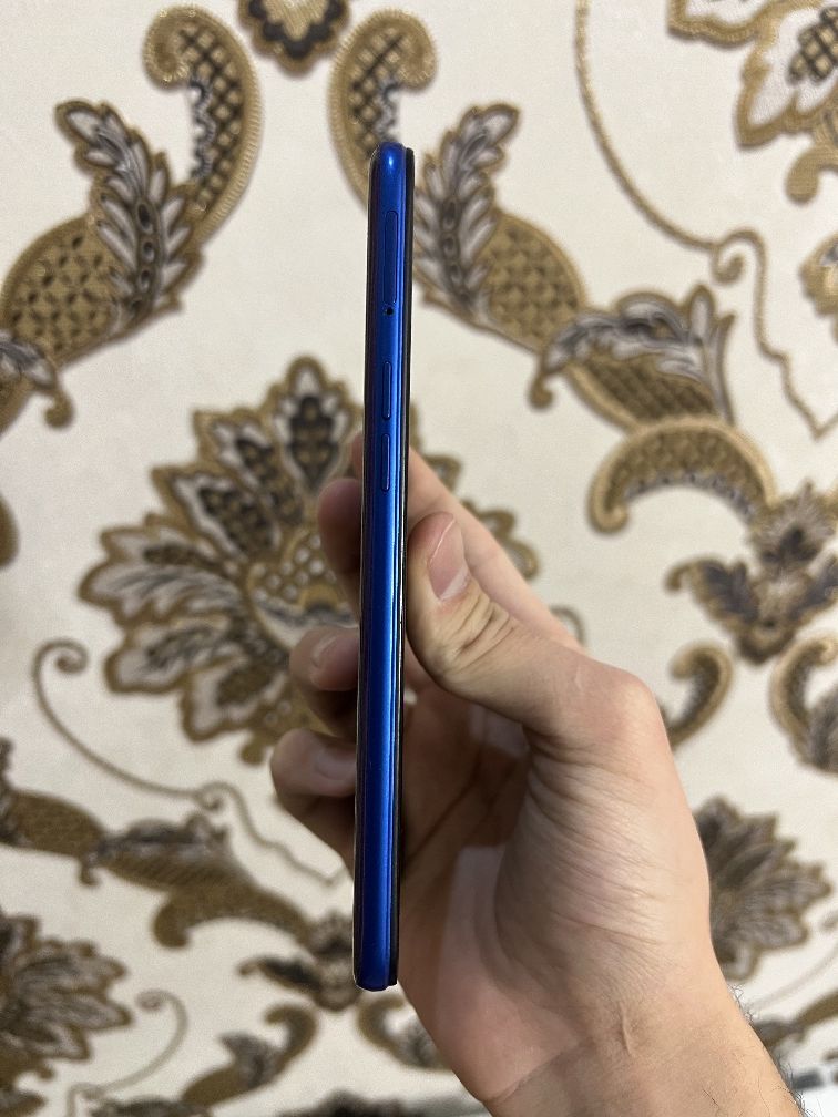 Oppo A5 S в идеальном состоянии