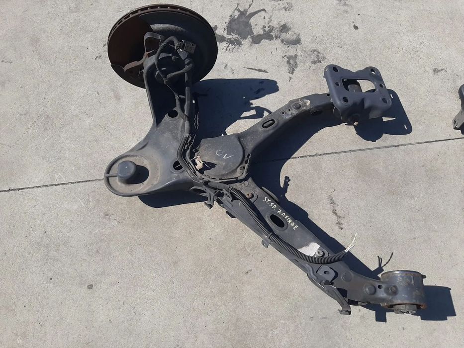fuzeta stanga spate opel zafira e life  opel vivaro c