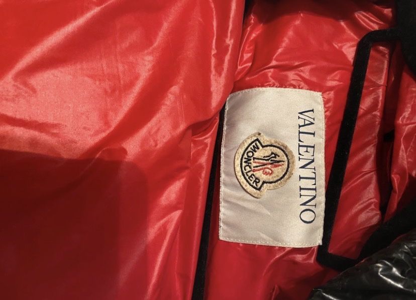 Geaca moncler x valentino