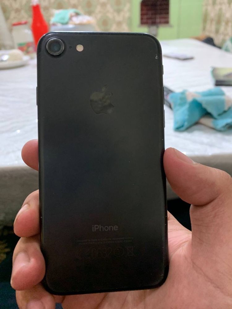 IPHONE 7 128gb ideal