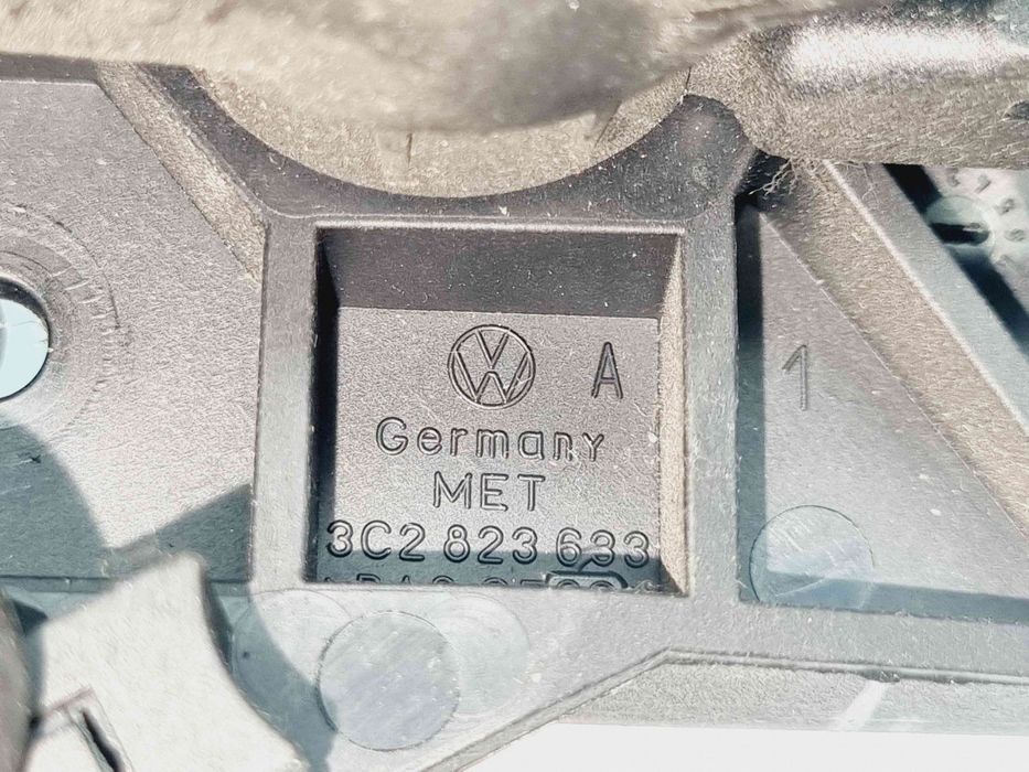 Maner deschidere capota Volkswagen Jetta 4 (162,163) [Fabr 2010-2016]