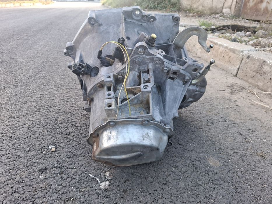 Скоростна кутия Пежо / Ситроен 1.6 HDI