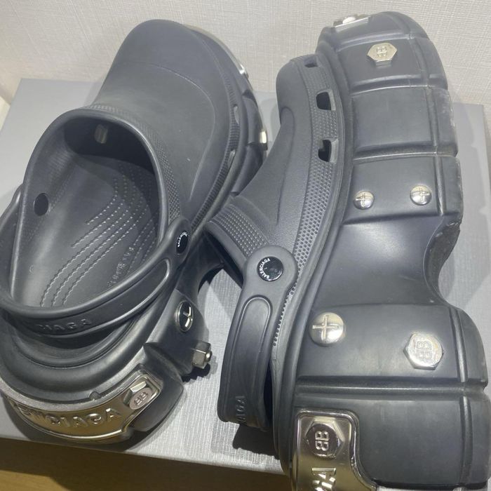 Crocs balenciaga