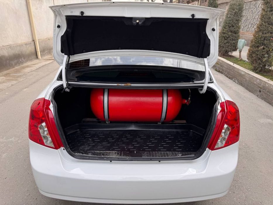 2022 jentra avtomat 700$ avtokriditga metangaz4