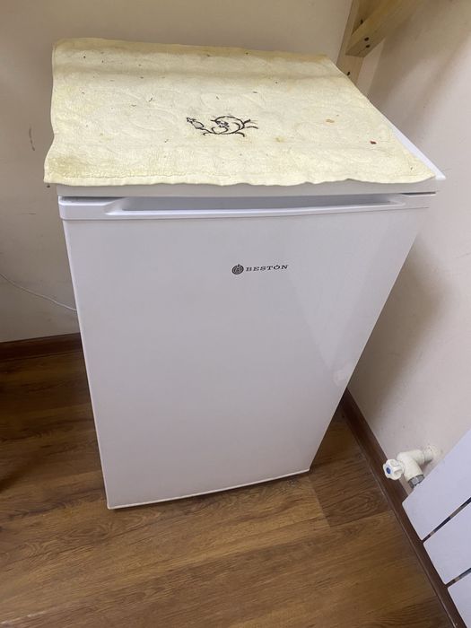 Yangidek faqat Magazinda turgan ofisda