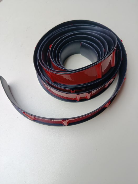 Универсален профил за вежди на кола