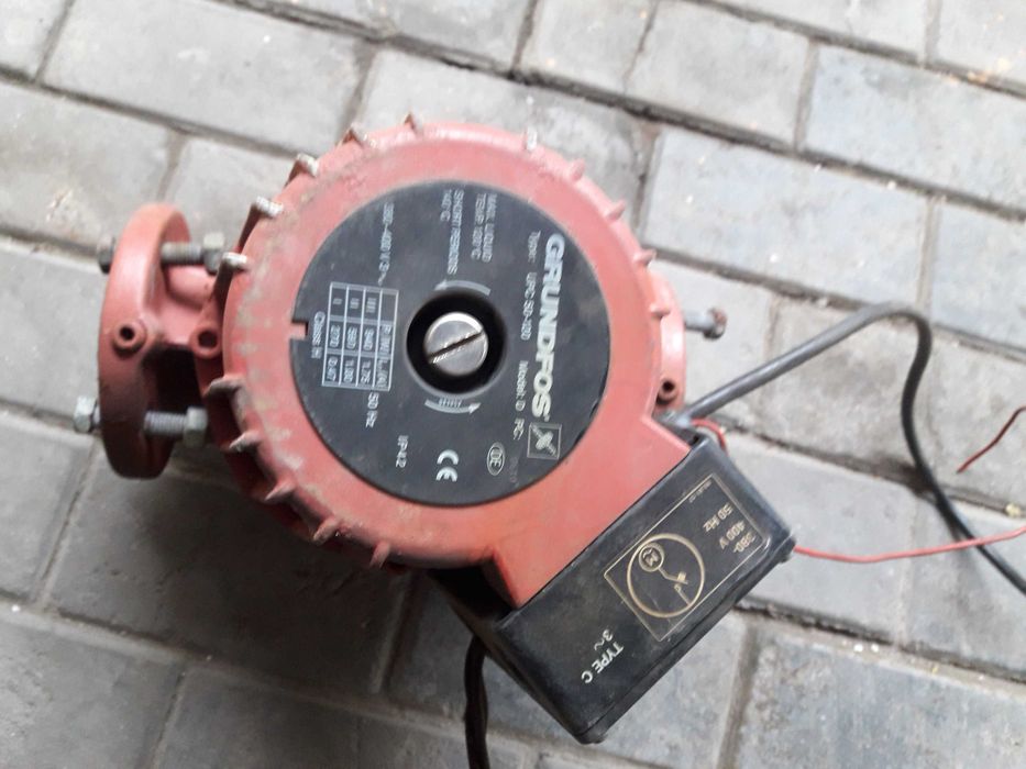 Циркуляционный насос Grundfos UPS 50-120 D 3x400 В 50 Гц