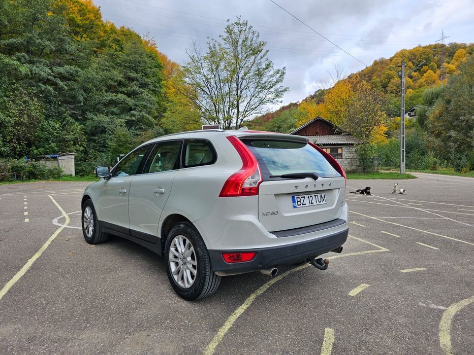 Vând Volvo XC 60 2010 4x4 awd