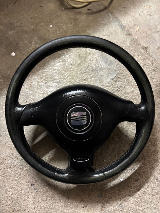 Волан за Сеат леон 2001г