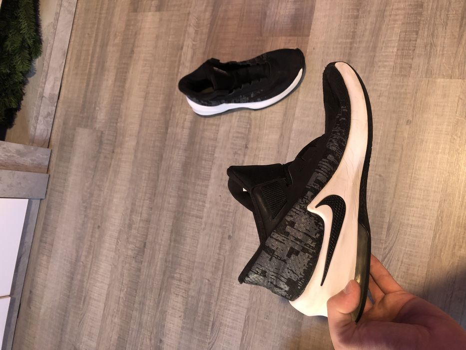 Adidasi Baschet Nike Infuriate 2