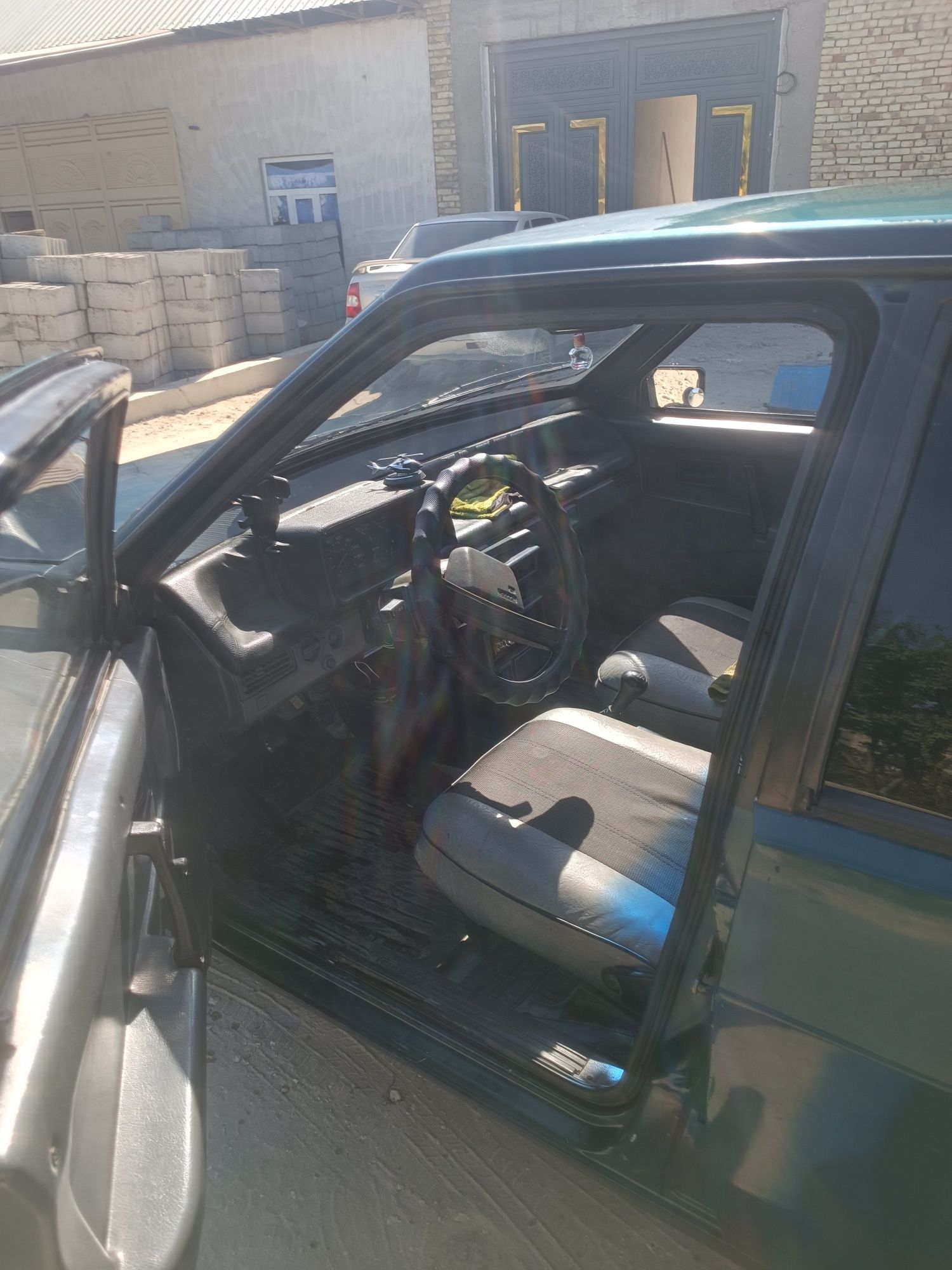 Lada 2109 yaxshi holatda