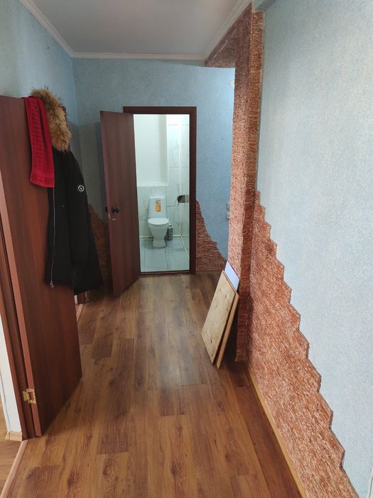продам двухкомнатную квартиру