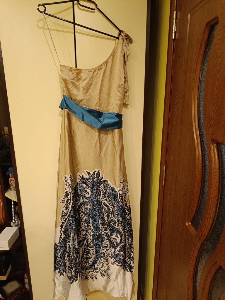 Rochie lungă, culoare crem, mărime S/M