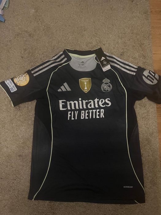 tricou real madrid Vini Jr.