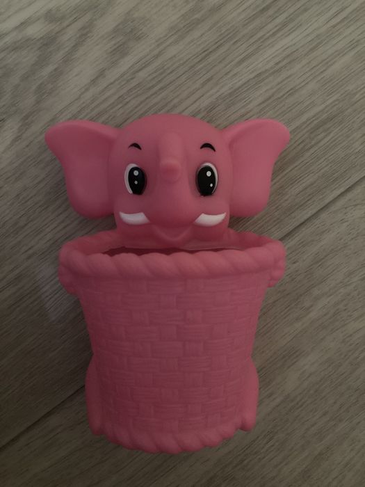 Держатель для зубных щеток