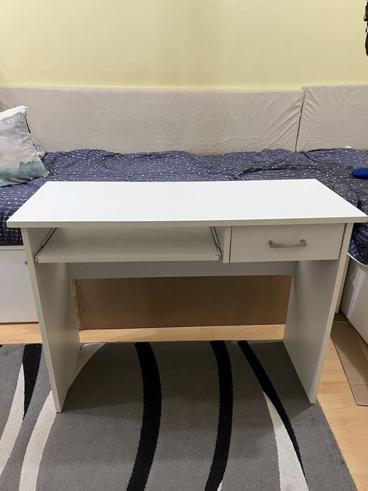 Бюро с чекмедже 100/40 см