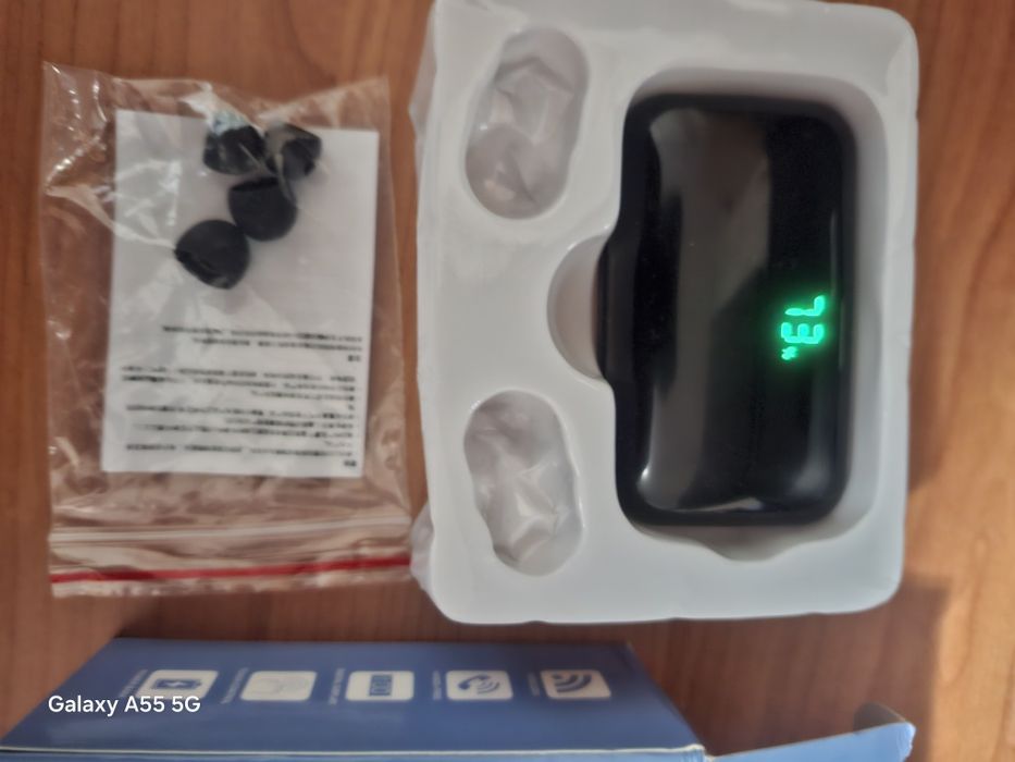 Vand Căști bluetooth