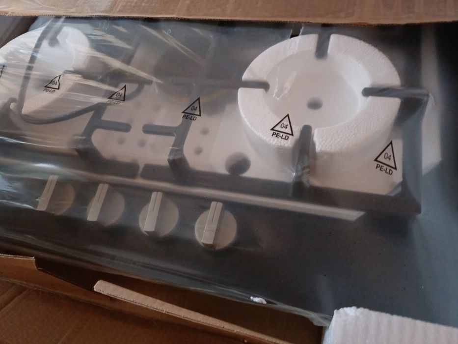 Vand cuptor nou Bosch