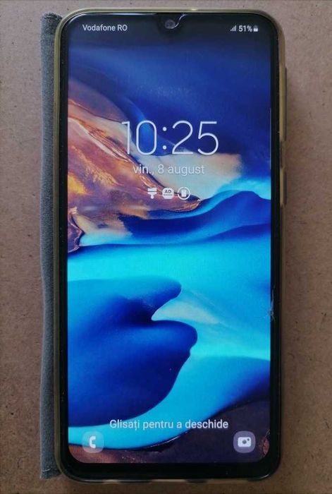 telefon Samsung Galaxy A40  dual SIM 64GB doar 799 ron e IMPECABIL
