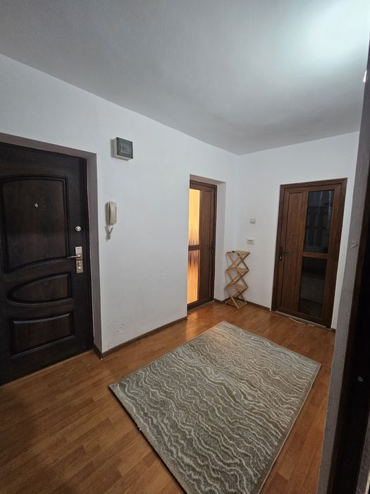Apartament 2 camere de închiriat Zona Big