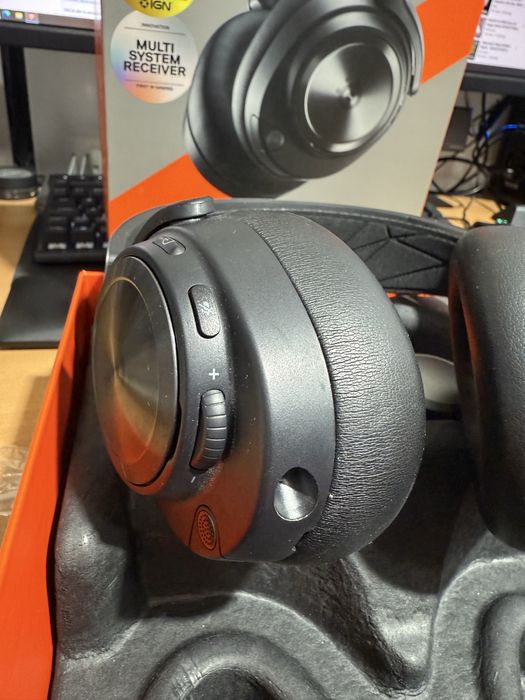 Casti SteelSeries Arctis Nova Pro Wireless