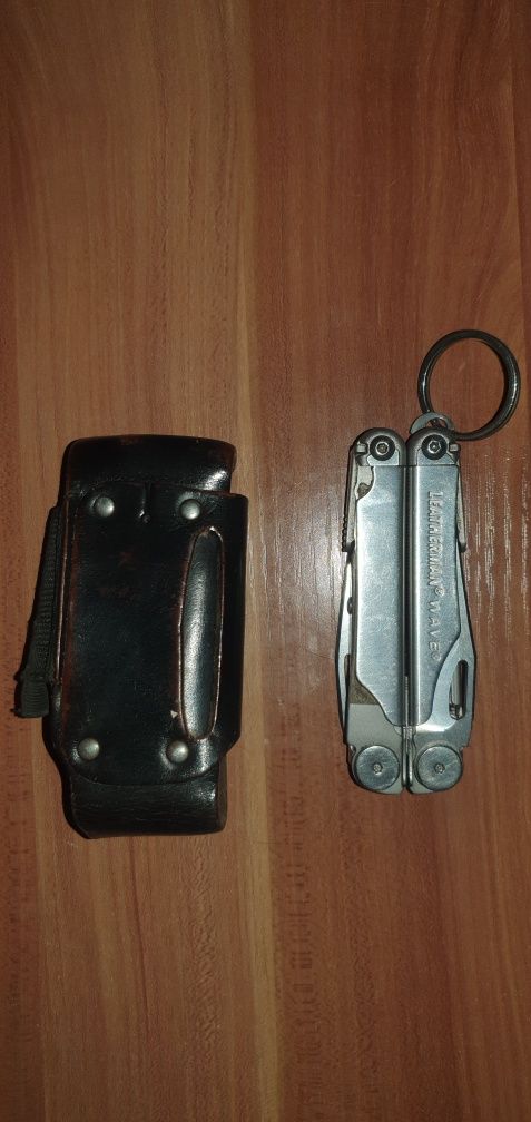 Нож мультитул Leatherman Wave + фонарик Fenix